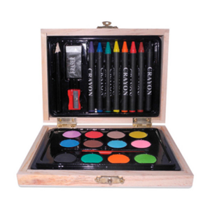 T348, CREATIVE COLOR BOX. Set de dibujo en caja de madera. Con acuarelas, crayolas, pincel, lápiz negro, goma y sacapuntas.